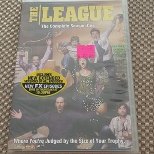 🆕 The League Season 1